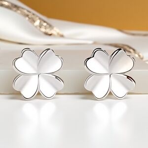 S925 Silver Four-Leaf Clover Stud Earrings Dainty Trendy Lucky Charm Jewelry